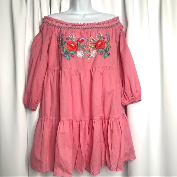 COPY - Umgee Pink Embroidered Cold Shoulder Dress Size Small $35 - Picture 2 of 5